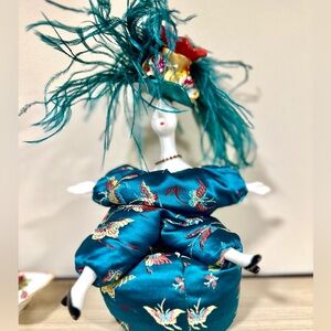 🎄Beautiful hand made Limoge Poupee by Isabelle doll🍾🥂🎁